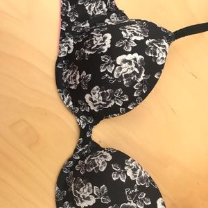 Victoria’s Secret bra